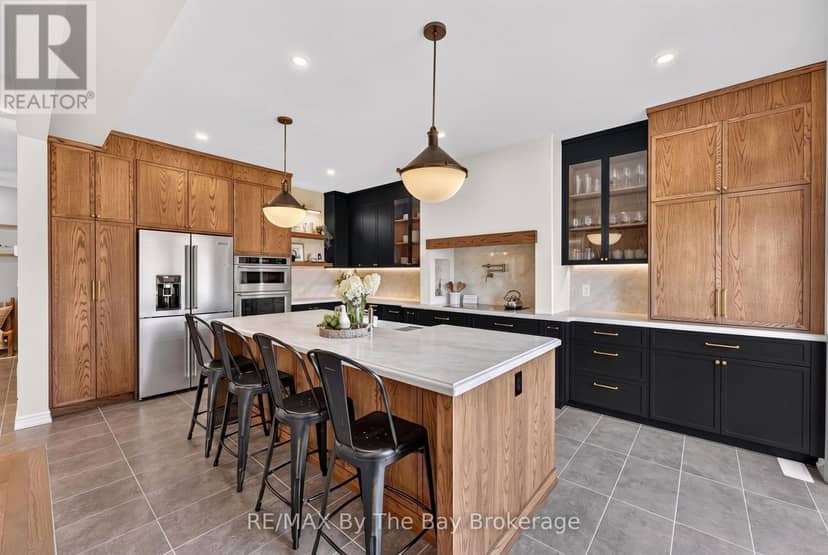 171 Rosanne Circle, Wasaga Beach, photo 2