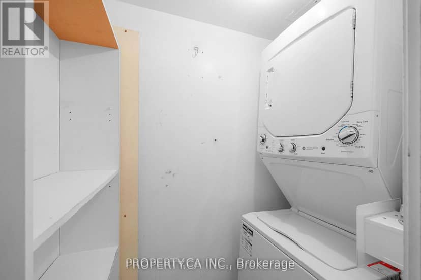 526 - 2267 Lake Shore Boulevard W — photo 28 of 29