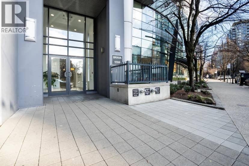 601 1199 SEYMOUR STREET, Vancouver, photo 2