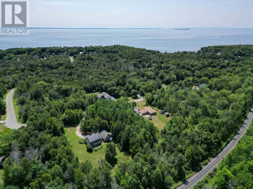 2 Beech DR — photo 4 of 8