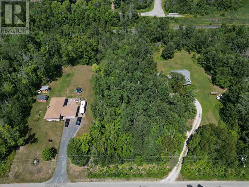 2 Beech DR — photo 7 of 8