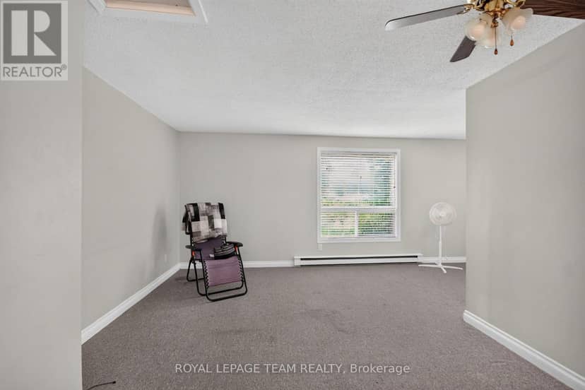 4997 & 4991 Bank Street — photo 10 of 31