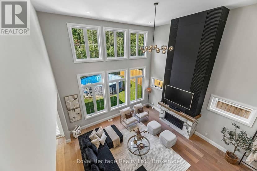 55 Harry Lee Crescent — photo 14 of 29