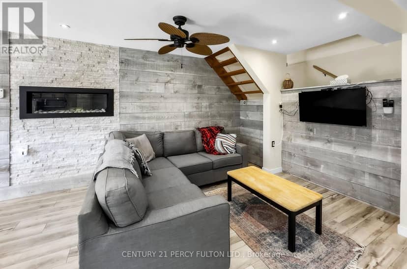 79 Brook Road — photo 17 of 40