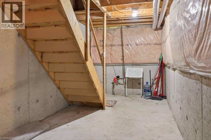 10 CADHAM Boulevard Unit# 29 — photo 27 of 37