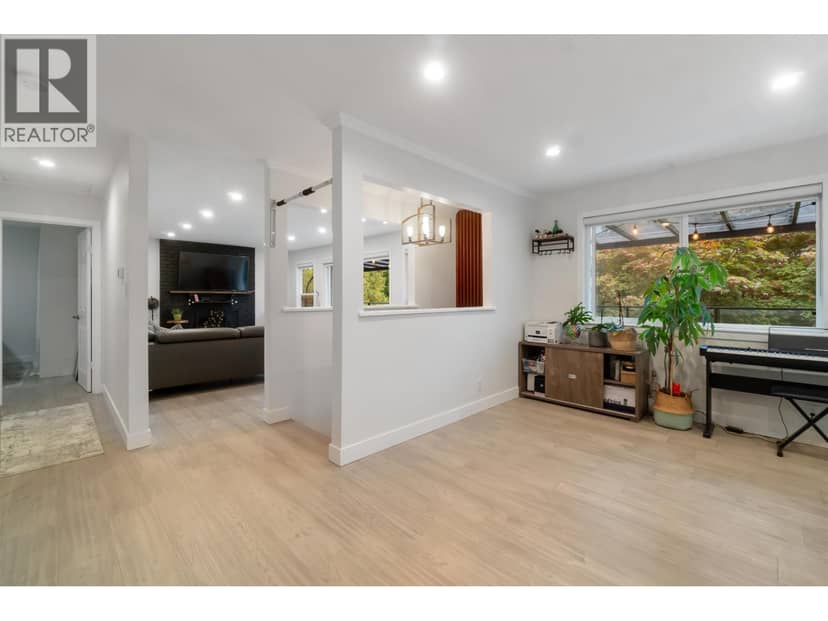 309 GLOUCESTER COURT, Coquitlam, photo 8