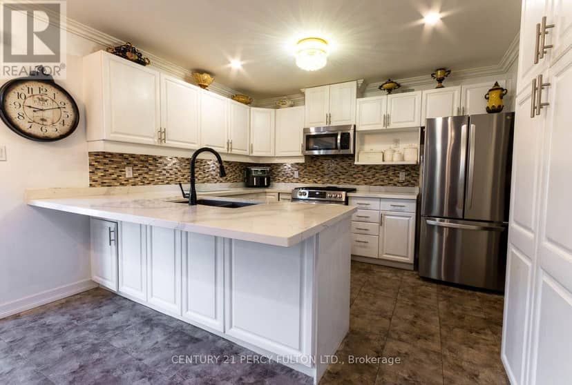 7 Bridlewood Lane — photo 10 of 30