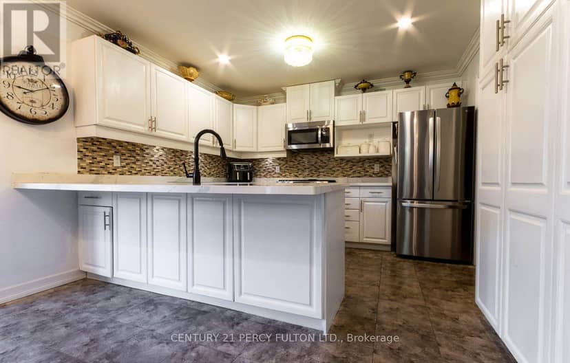 7 Bridlewood Lane — photo 9 of 30