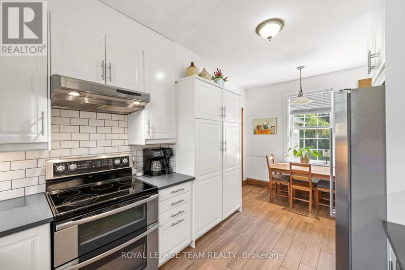 6215 Abbott Street W — photo 10 of 37