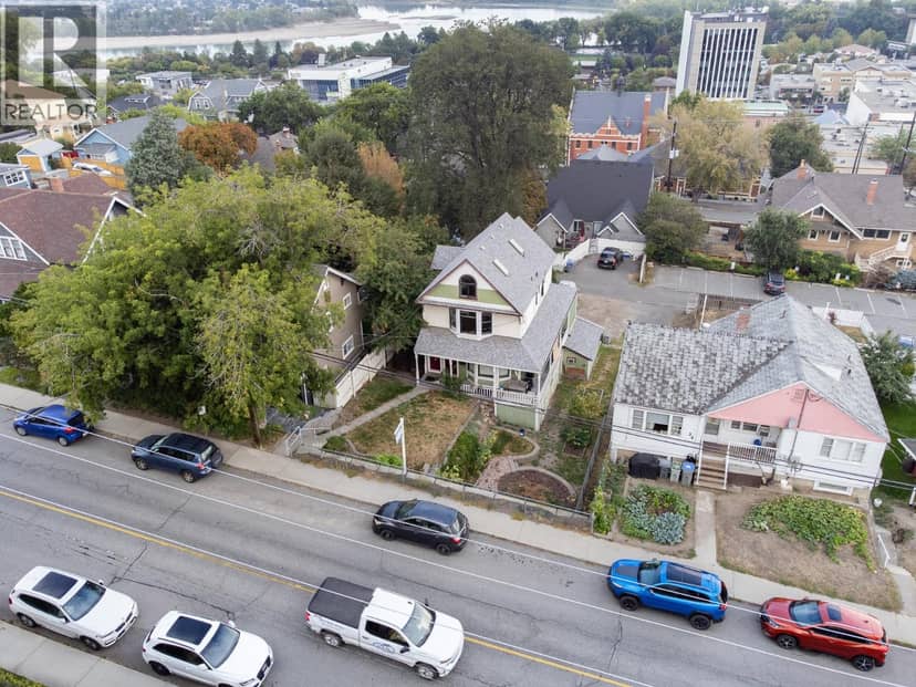 32 Battle Street W, Kamloops