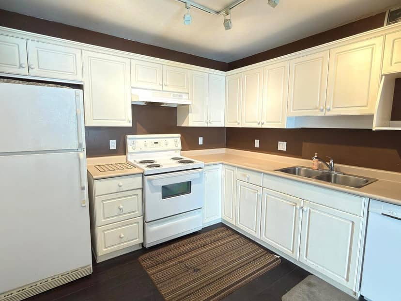 211 32085 GEORGE FERGUSON WAY, Abbotsford, photo 3