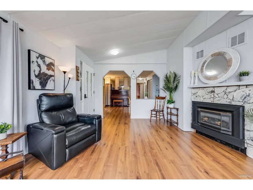 18 2120 KING GEORGE BOULEVARD, Surrey, photo 4