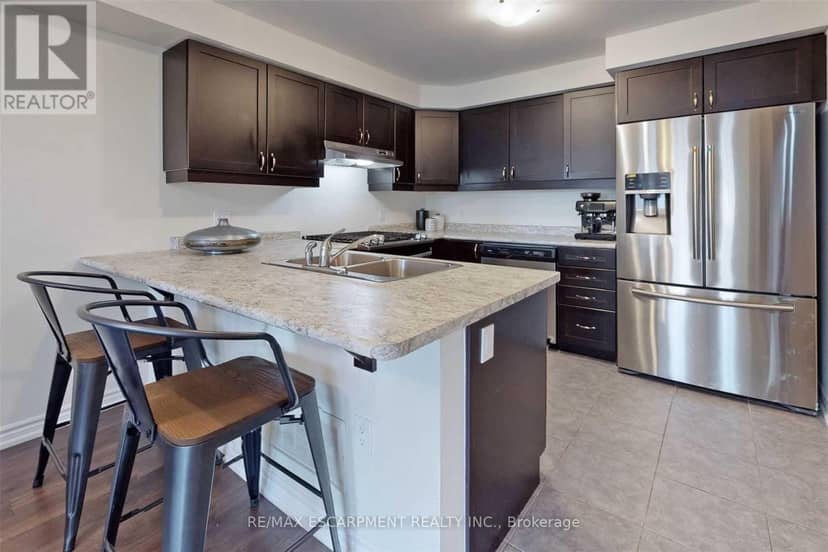 101 Lemieux Court — photo 14 of 37