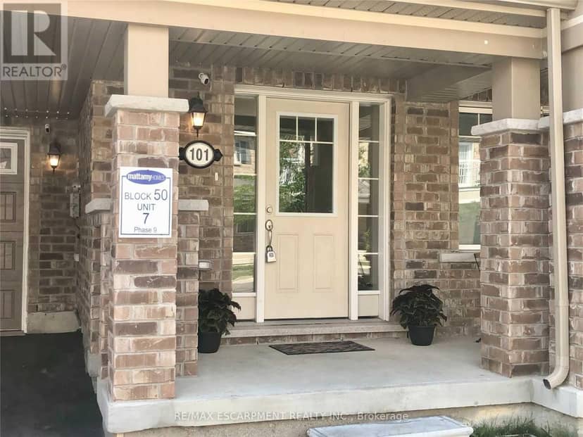 101 Lemieux Court — photo 2 of 37