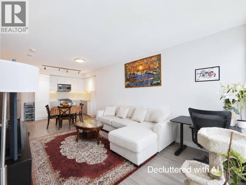 302 4900 LENNOX LANE, Burnaby, photo 3