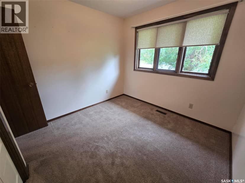 171 Lowestoft STREET — photo 38 of 40