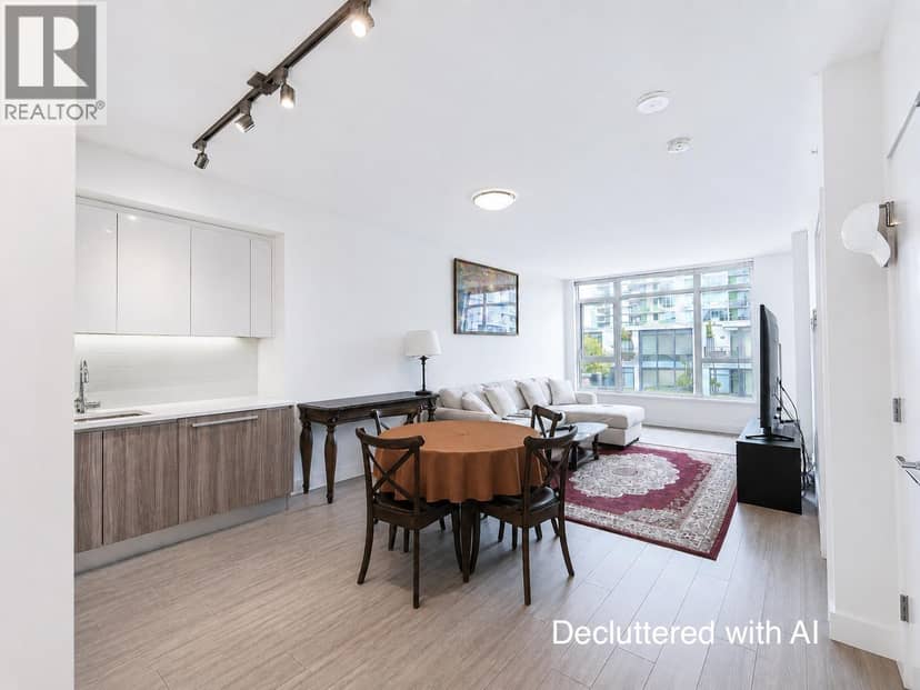 302 4900 LENNOX LANE, Burnaby, photo 5