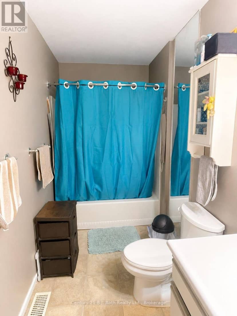 59 Therrien Court — photo 4 of 5