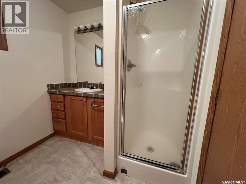 19 Meadowlark COURT — photo 13 of 24