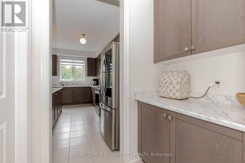 226 Chippewa Avenue — photo 7 of 28