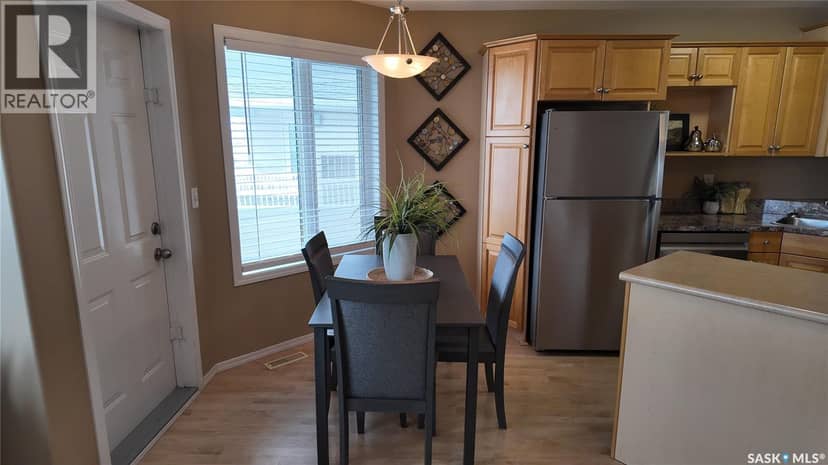 3241 Woodhams DRIVE E — photo 2 of 16