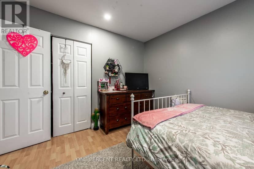 7 Morgandale Crescent — photo 15 of 39