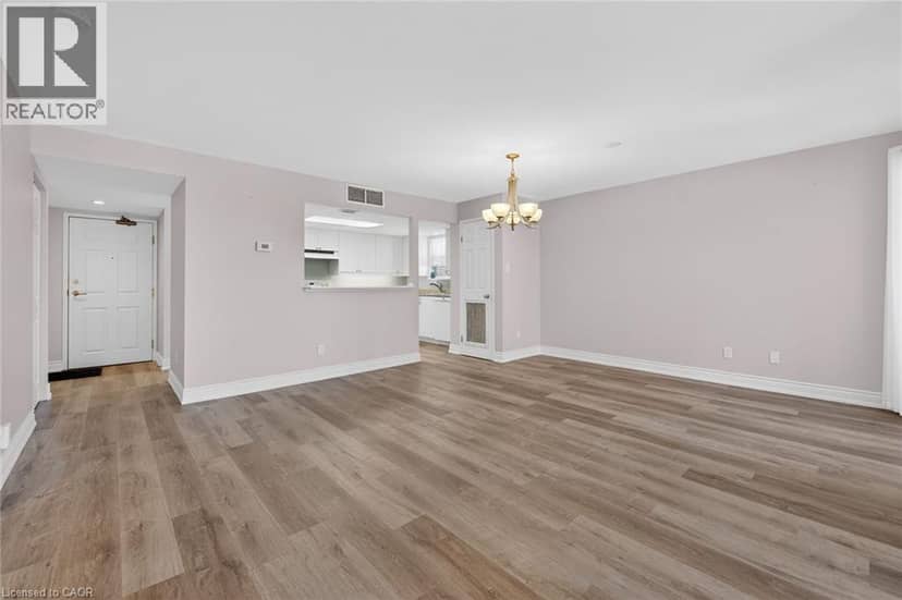19 LAKE Avenue S Unit# 303 — photo 15 of 36