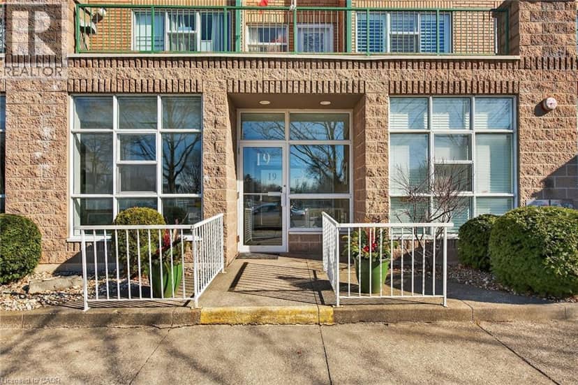 19 LAKE Avenue S Unit# 303, Stoney Creek, photo 4