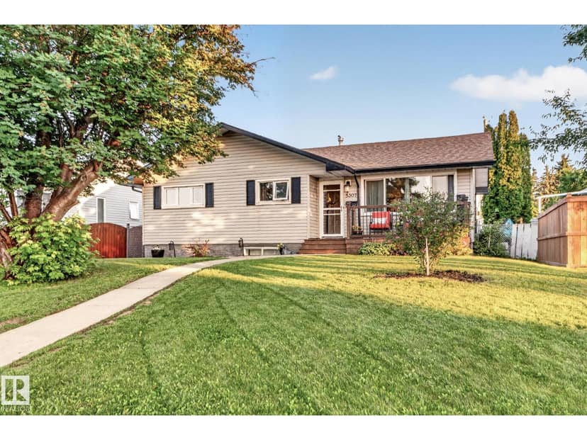 5307 104 AV NW, Edmonton
