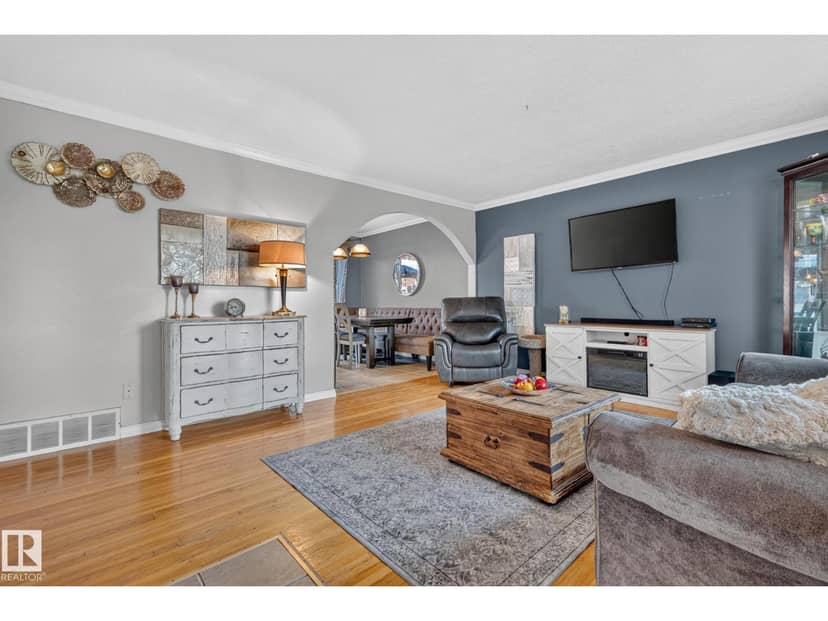 5307 104 AV NW, Edmonton, photo 5