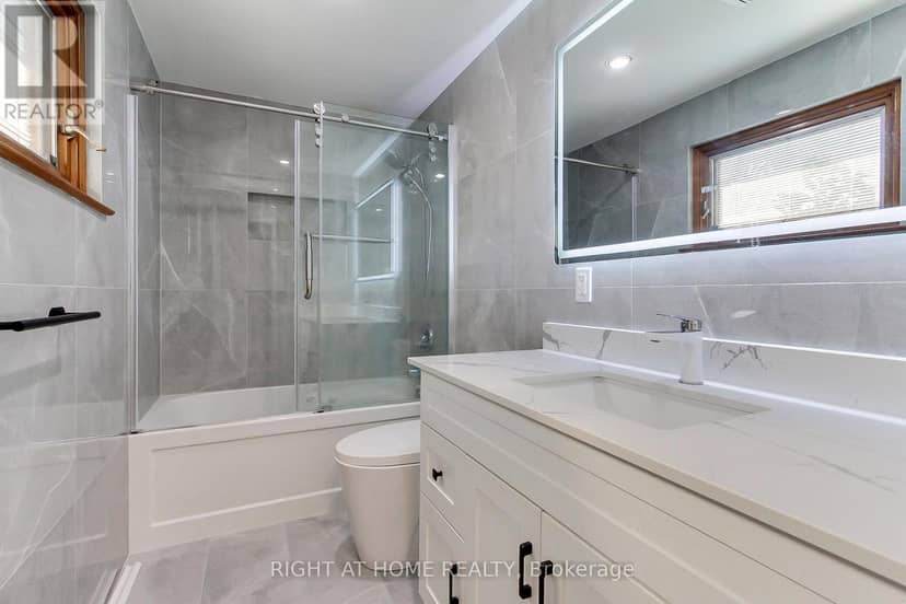 1715 Oberon Crescent — photo 32 of 40