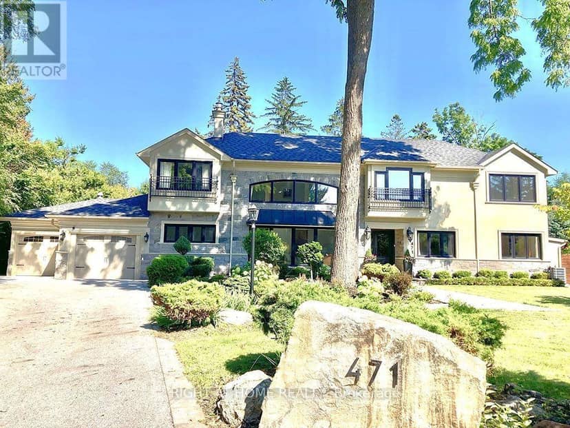471 Country Club Crescent — photo 1 of 40