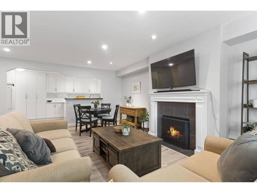 A102 4811 53 STREET, Delta, photo 6