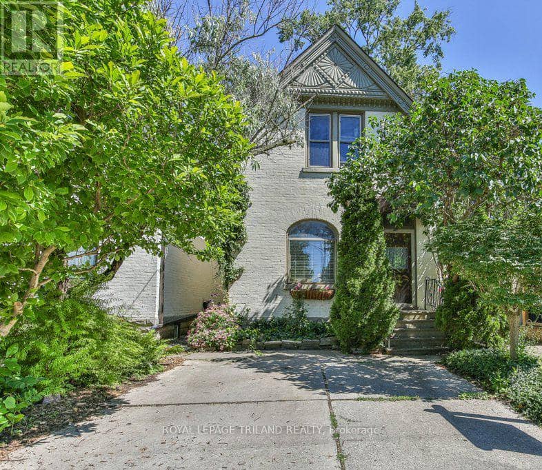 38 Byron Avenue E — photo 1 of 33