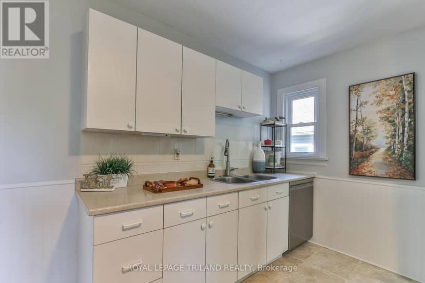 190 Taylor Street — photo 11 of 40