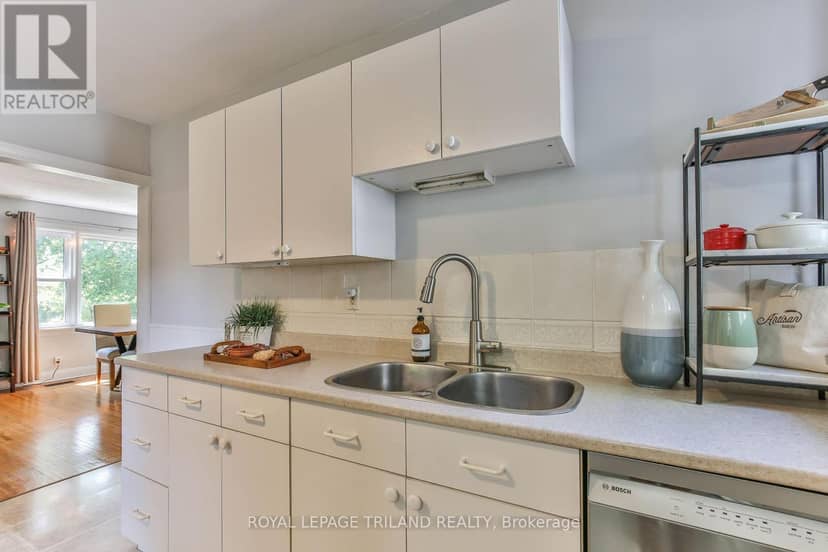 190 Taylor Street — photo 12 of 40