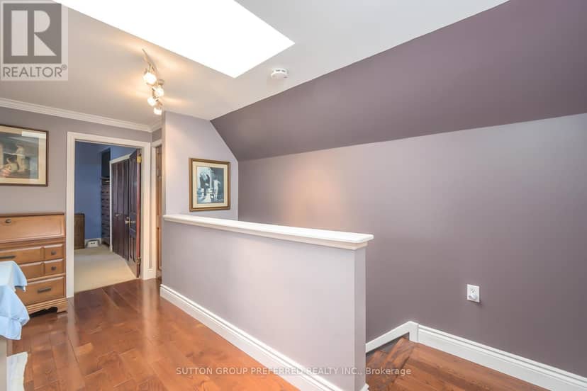 447 Woodman Avenue — photo 24 of 40