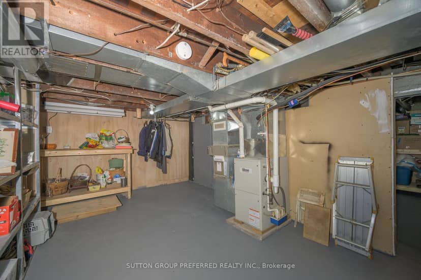 447 Woodman Avenue — photo 32 of 40