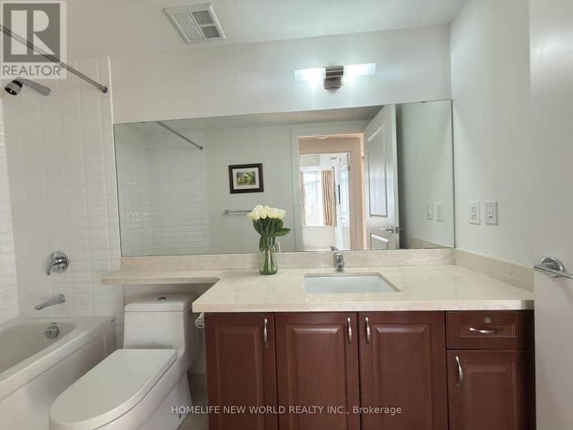 403 - 151 Upper Duke Crescent — photo 13 of 39