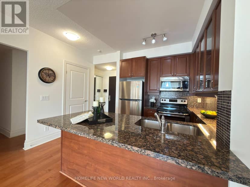 403 - 151 Upper Duke Crescent — photo 7 of 39