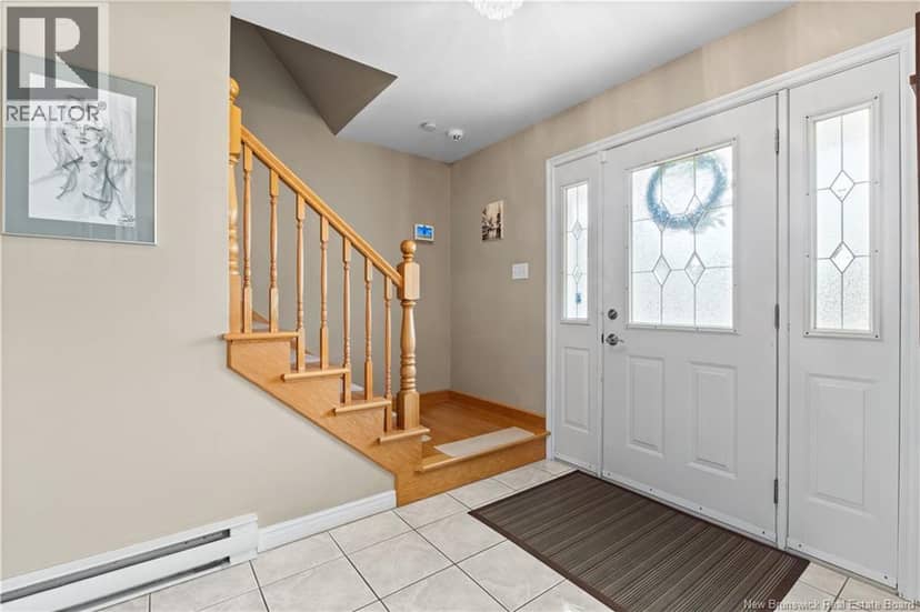 609 Clarence-Cormier Street — photo 3 of 35