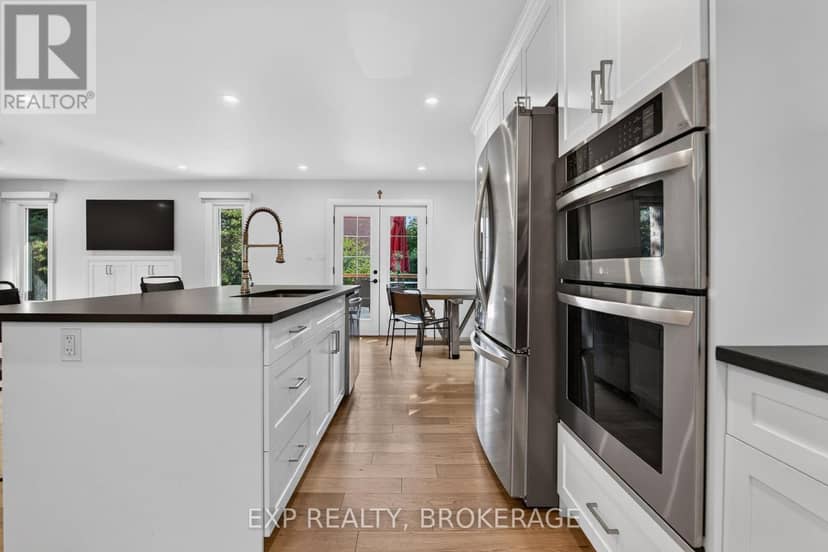 1146 Dunham Street — photo 19 of 40