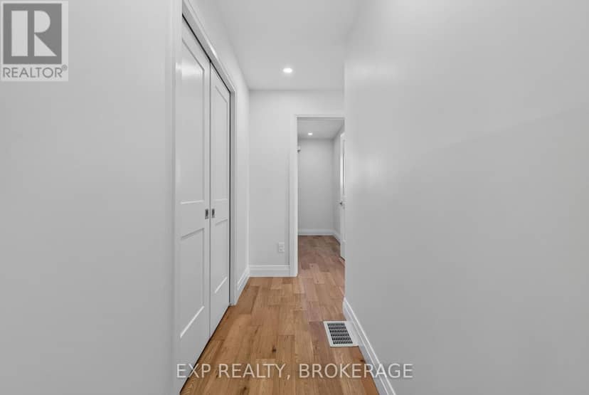 1146 Dunham Street — photo 21 of 40