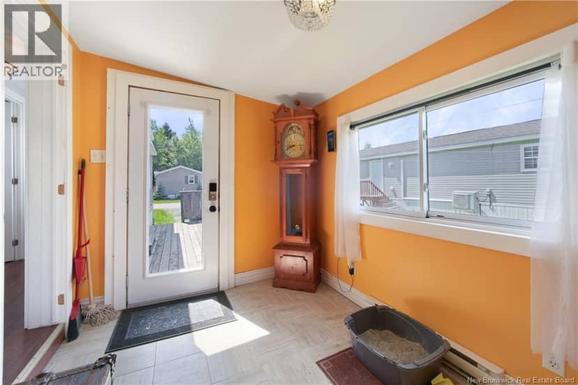 43 Darrell Avenue — photo 17 of 19