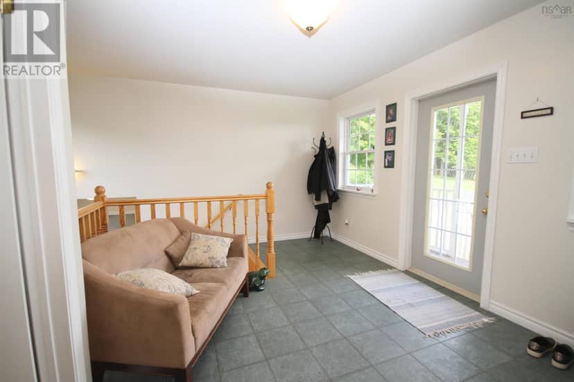 5679 Highway 105 Highway — photo 10 of 39