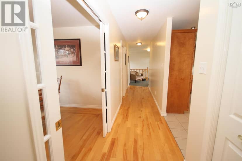 5679 Highway 105 Highway — photo 27 of 39