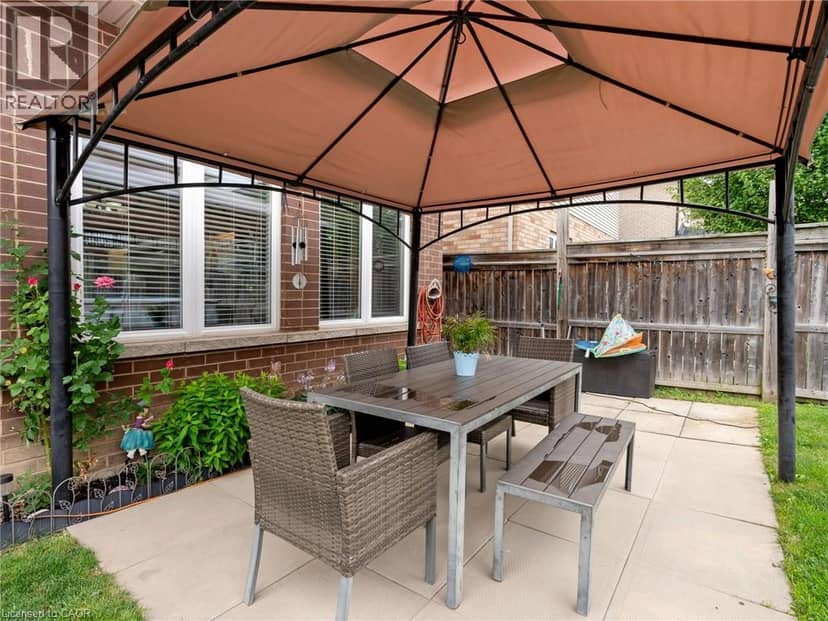52 ARROWHEAD Drive — photo 31 of 36