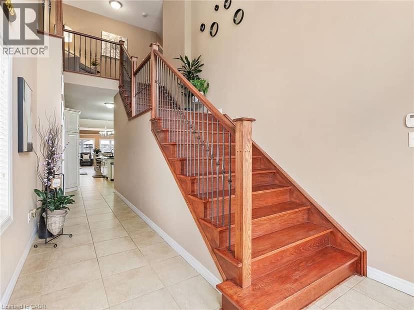 52 ARROWHEAD Drive — photo 21 of 36