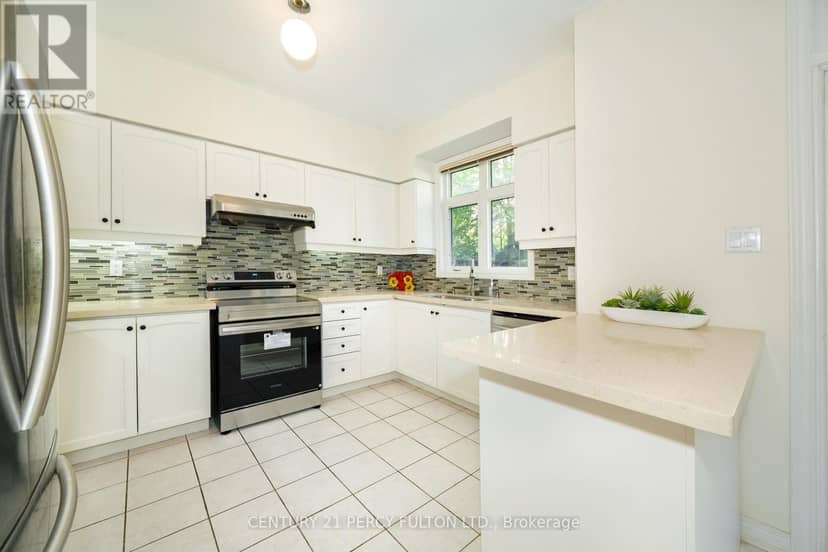 22 William Poole Way — photo 13 of 33