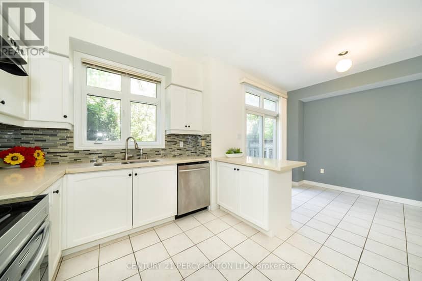 22 William Poole Way — photo 14 of 33